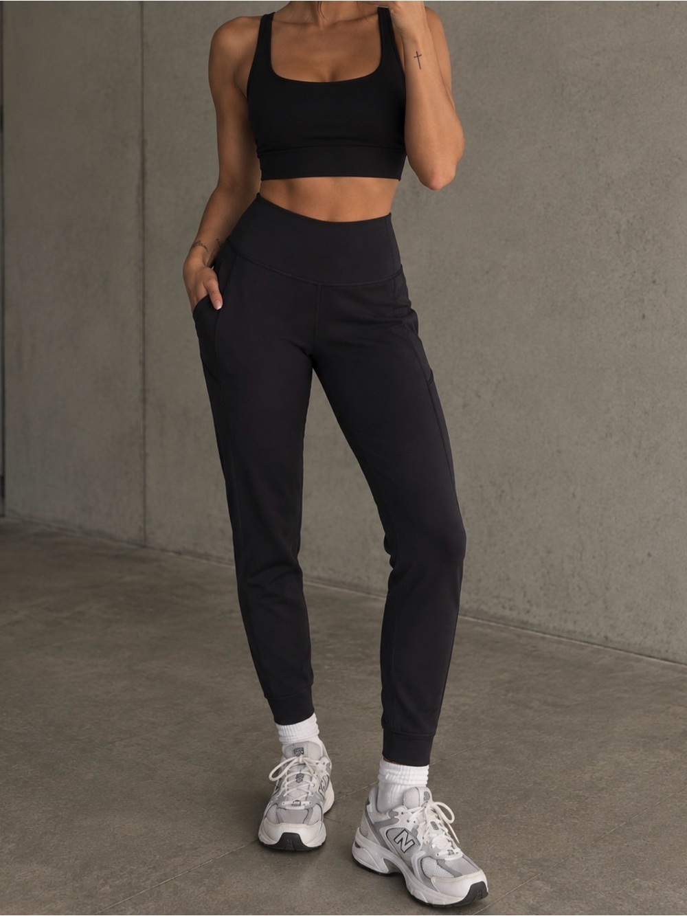 Lululemon Align High-Rise Jogger 28” Black Size 6 Nulu Discontinued